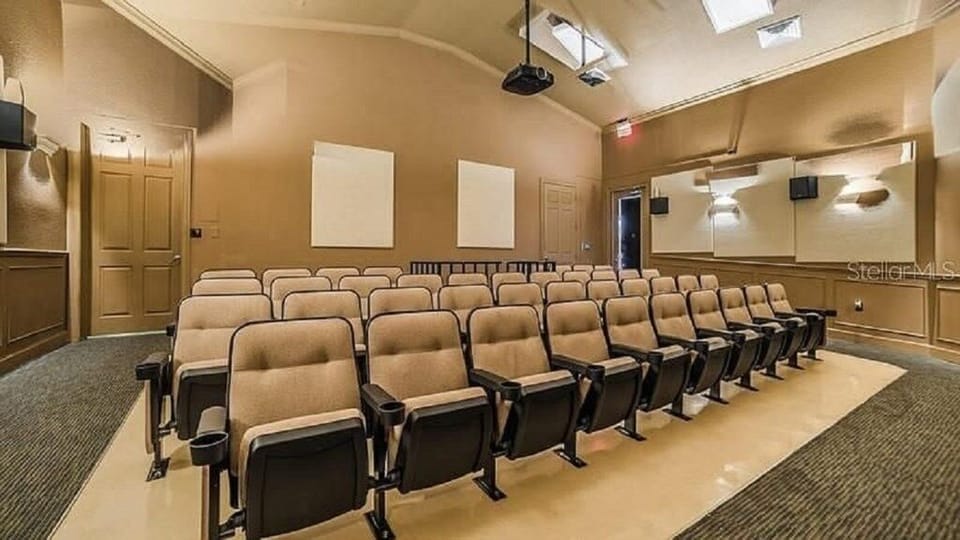 Townhome, 3 Bedrooms | Meeting facility