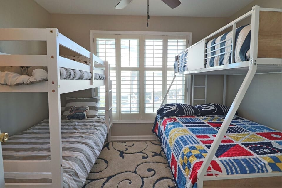 Bunkbed Bedroom