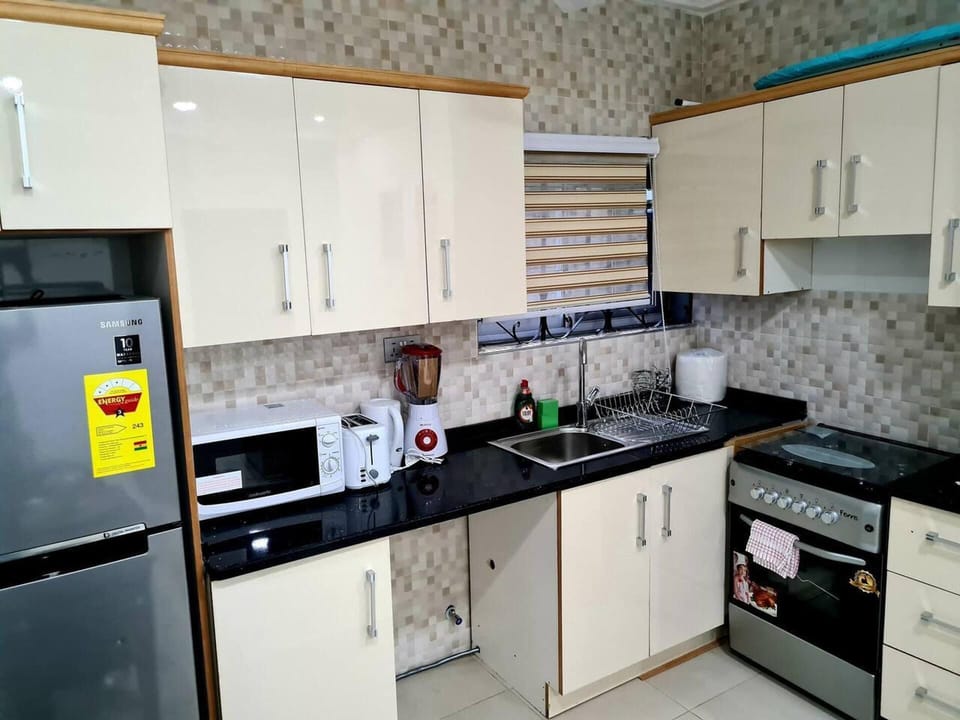 Apartment | 1 bedroom, iron/ironing board, WiFi (free), bed sheets