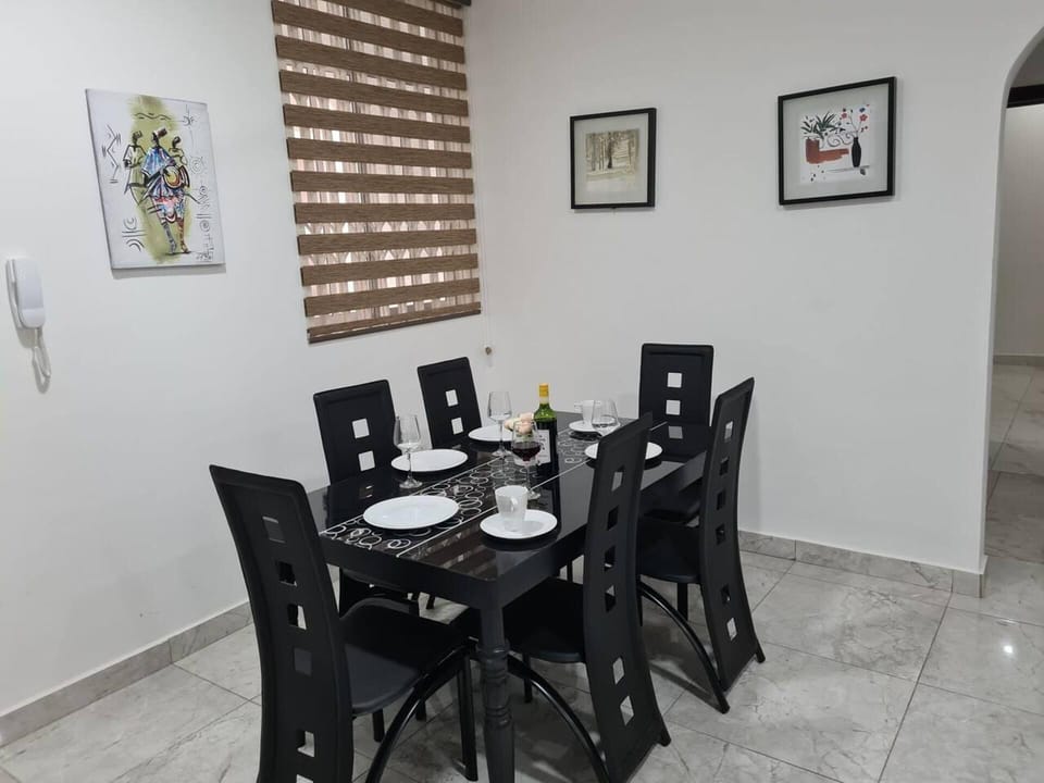 Apartment | Dining room