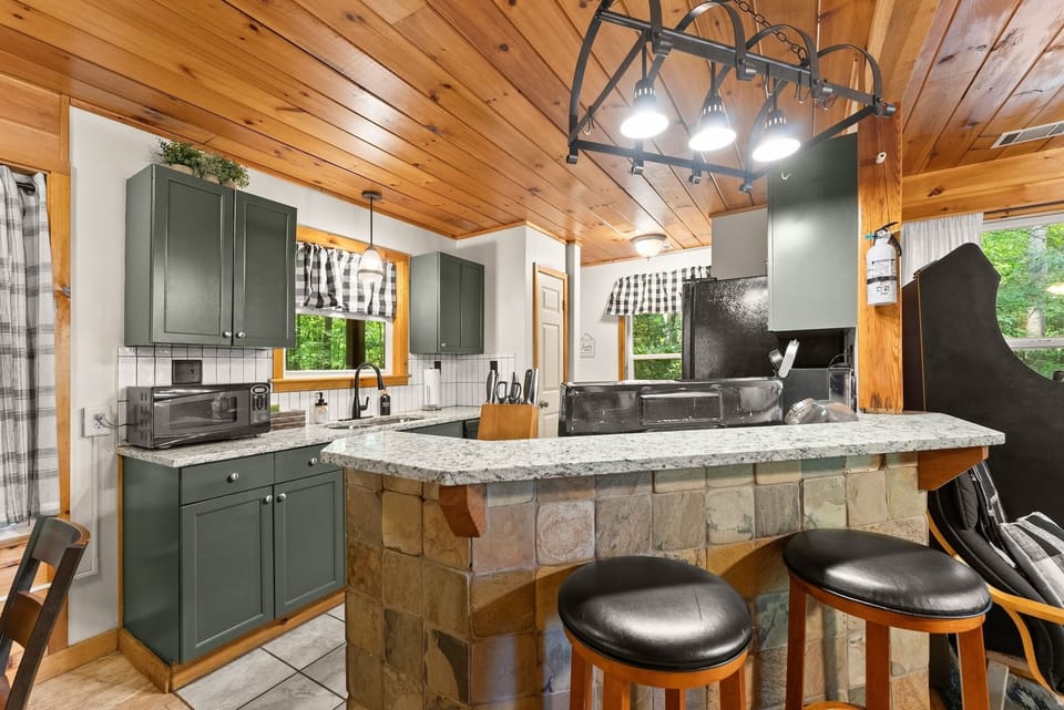 Exquisite white and black granite countertops