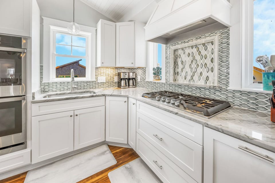 Surf or Sound Realty - 990 - Dawn Treader - Kitchen -2