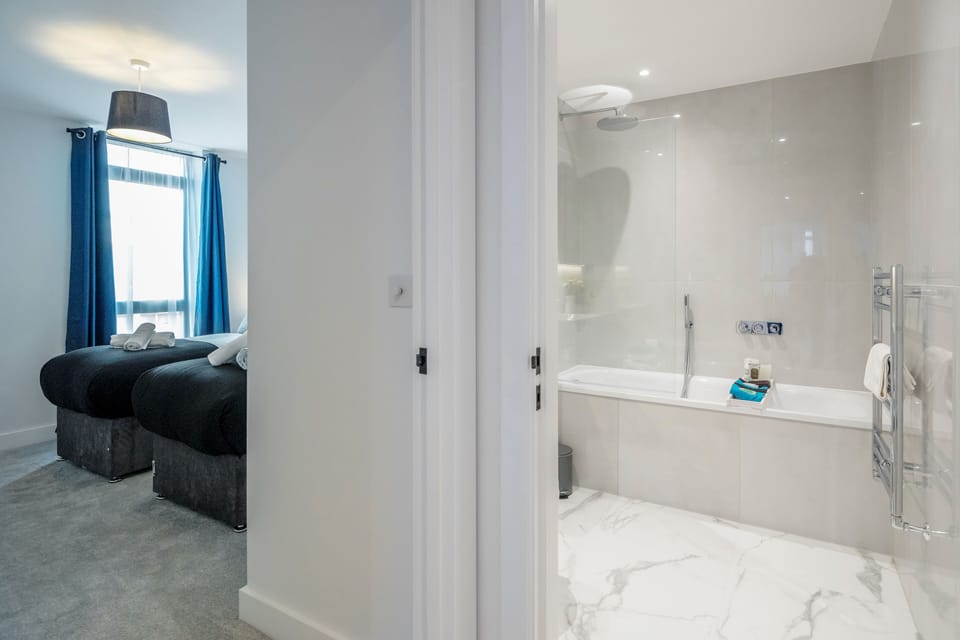 Watford Cassio Deluxe - Modernview Serviced Accommodation Apartment in Watford