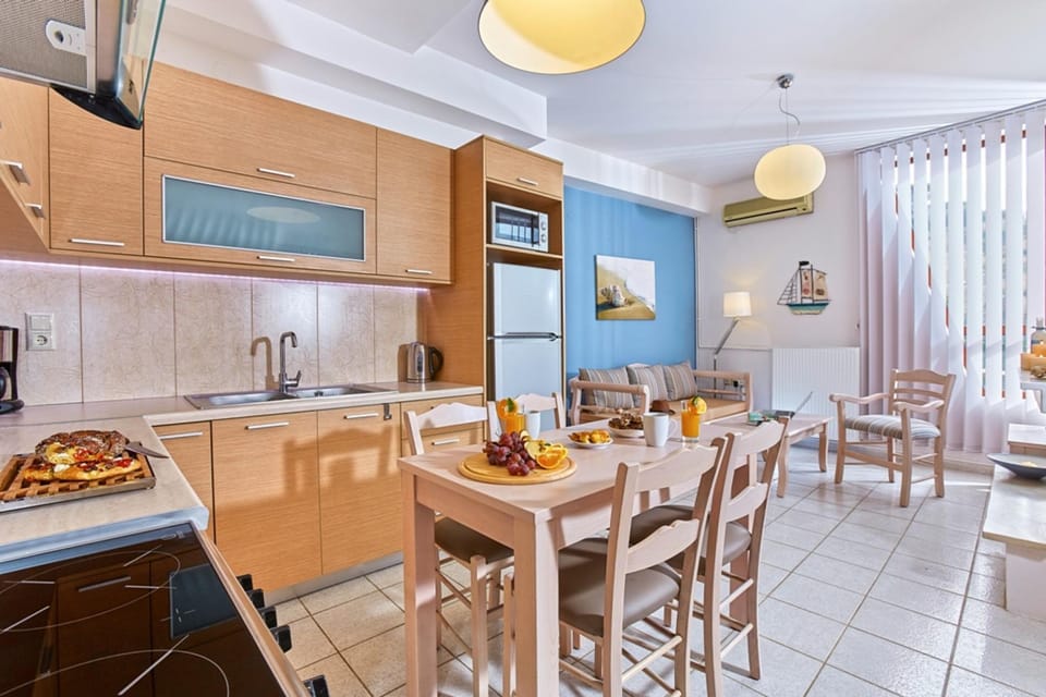 House | 2 bedrooms, iron/ironing board, WiFi