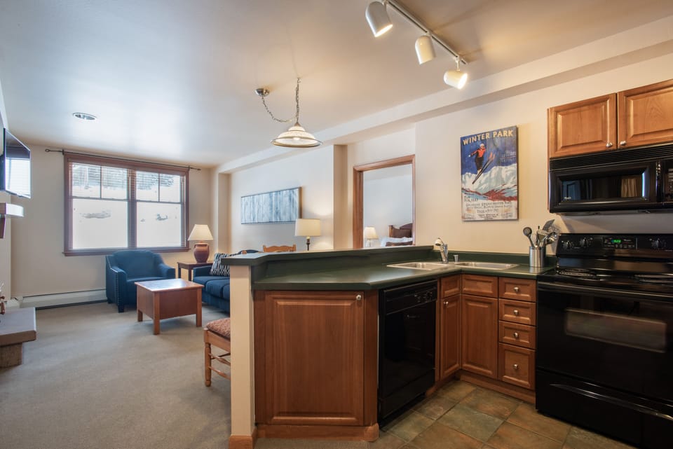 Condo, 2 Bedrooms | Private kitchen | Coffee/tea maker, fridge, oven, toaster