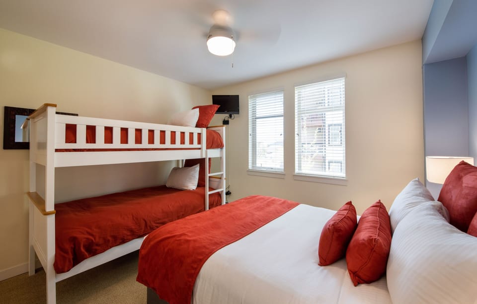 Condo, 2 Bedrooms | 2 bedrooms, iron/ironing board, free WiFi