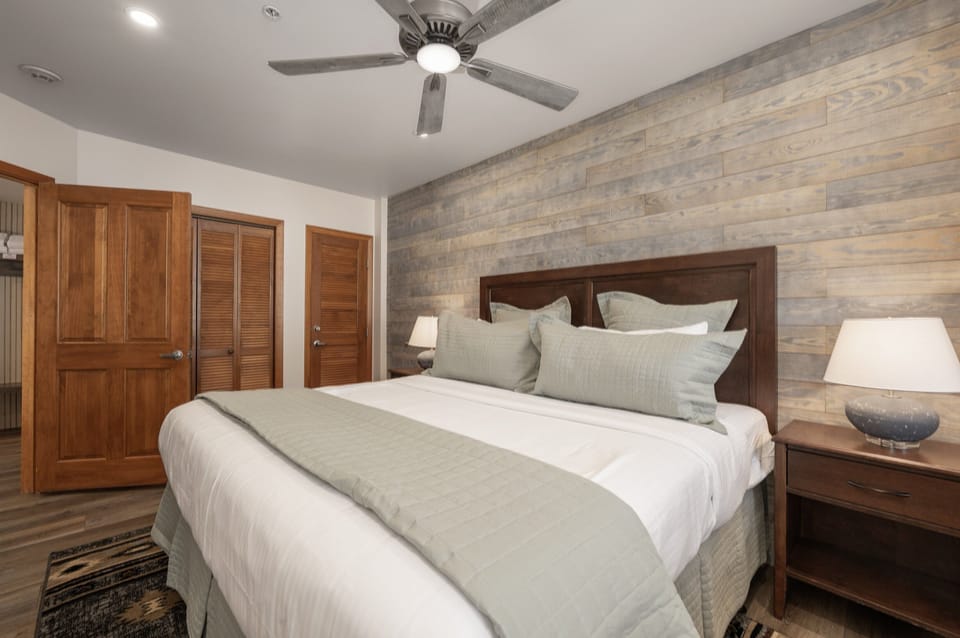 Condo, 2 Bedrooms | 2 bedrooms, iron/ironing board, WiFi (free)