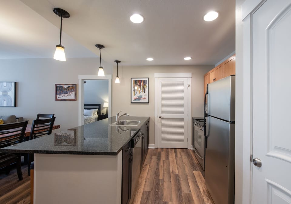 Condo, 2 Bedrooms | Interior