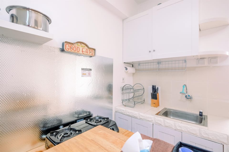 Standard Apartment | Private kitchen | Fridge, microwave, stovetop, dishwasher