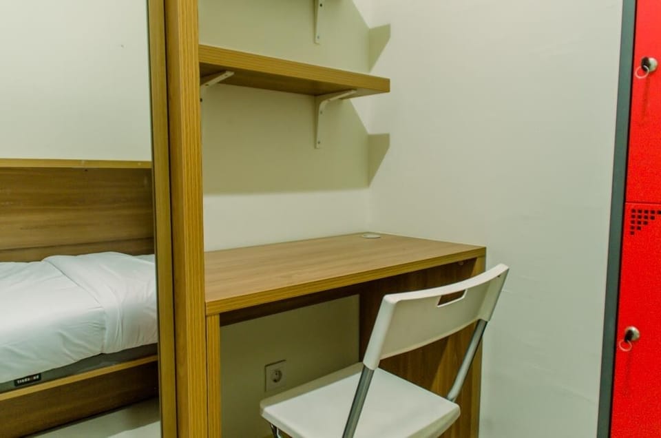 Room | 2 bedrooms, free WiFi, bed sheets