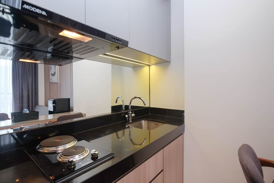 Fridge, stovetop, cookware/dishes/utensils