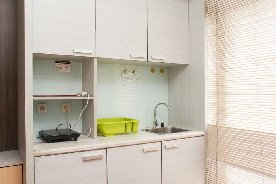 Room | Private kitchen | Fridge, stovetop, electric kettle, cookware/dishes/utensils