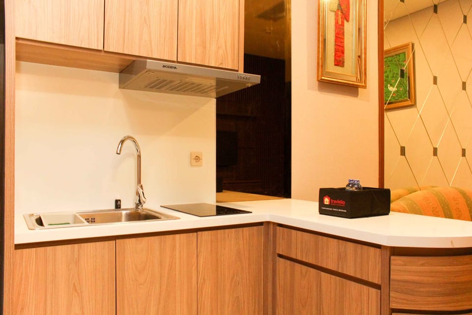 Room | Private kitchen | Fridge, stovetop, cookware/dishes/utensils