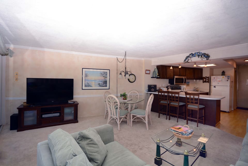 LIVING-AREA