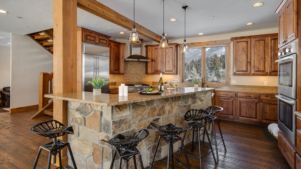 Breakfast bar seating