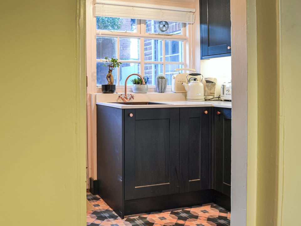 Kitchen | Yew Tree House Cottage, New Romney