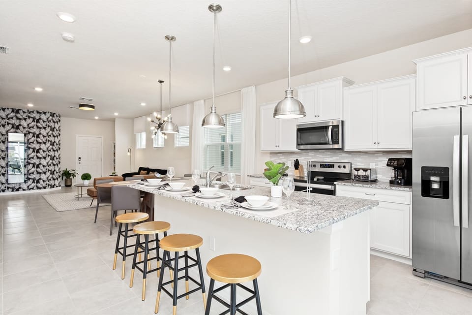 Kitchen Island with seating for 4