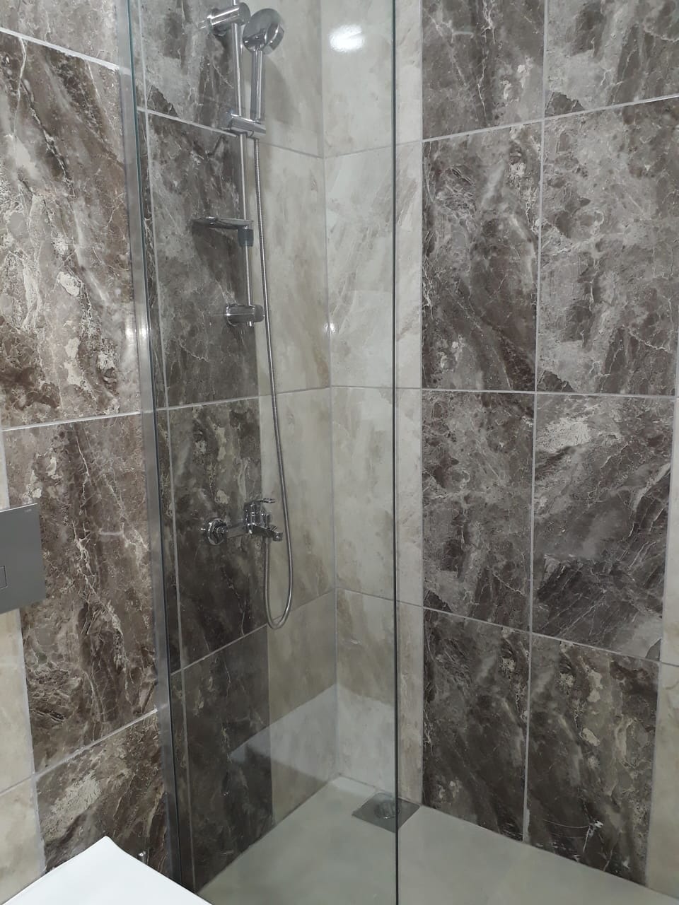 Comfort Room | Bathroom | Slippers