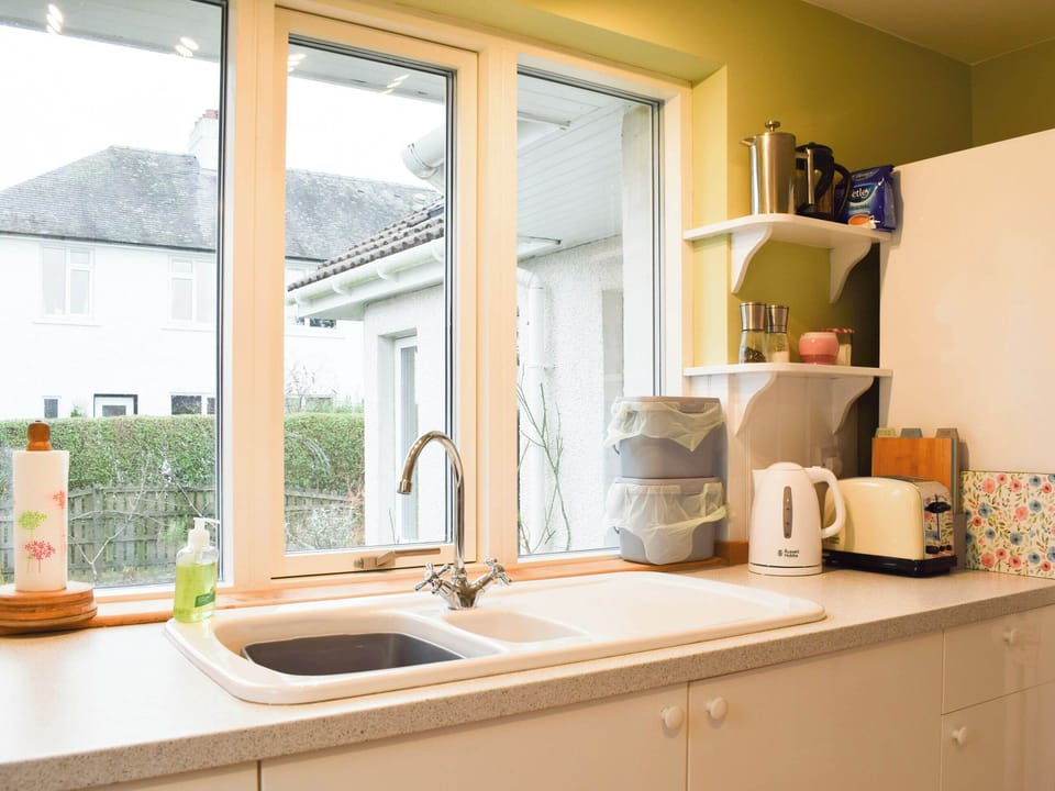 Kitchen | Puddingstone Cottage, Gartmore