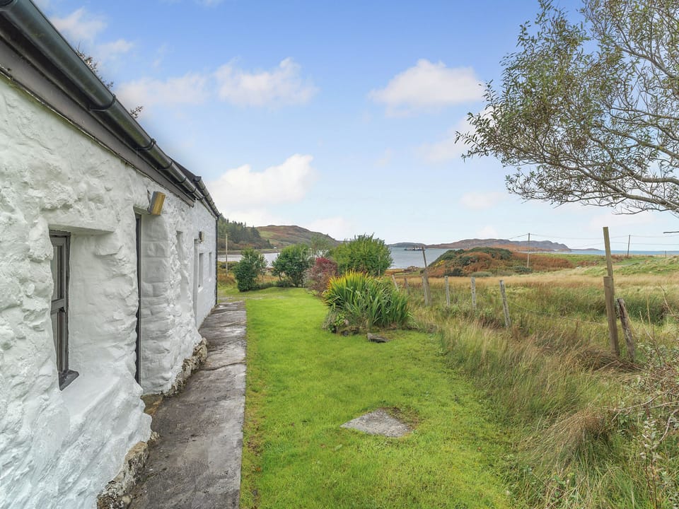 Exterior | The Bothy - Ardtun Cottages, Isle of Mull