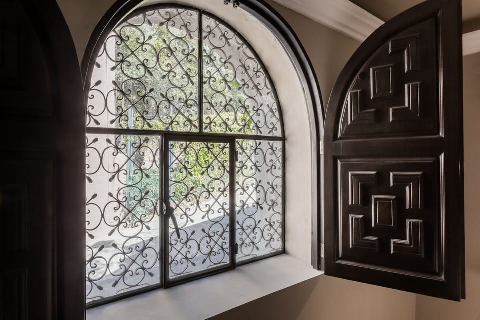 Grand Villa | 6 bedrooms, premium bedding, down comforters, desk