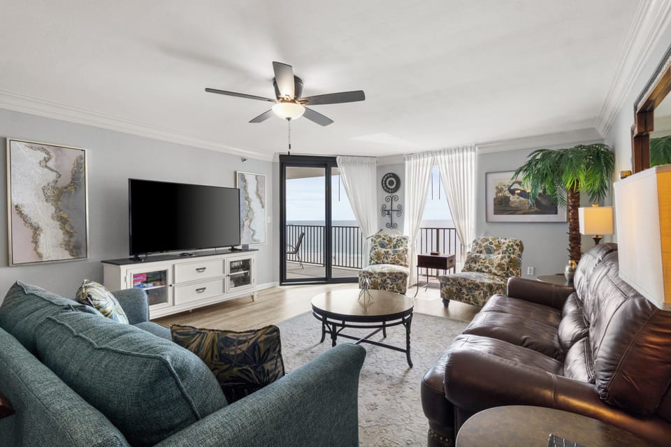 6th Floor Unit, Phoenix East II 2063, 3 Bedroom, 2 Bathroom. Sleeps 10 Managed by Island Rentals