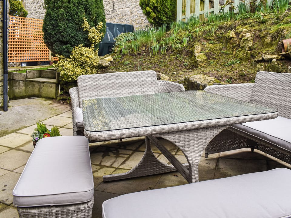 Patio | Low View, Buxton
