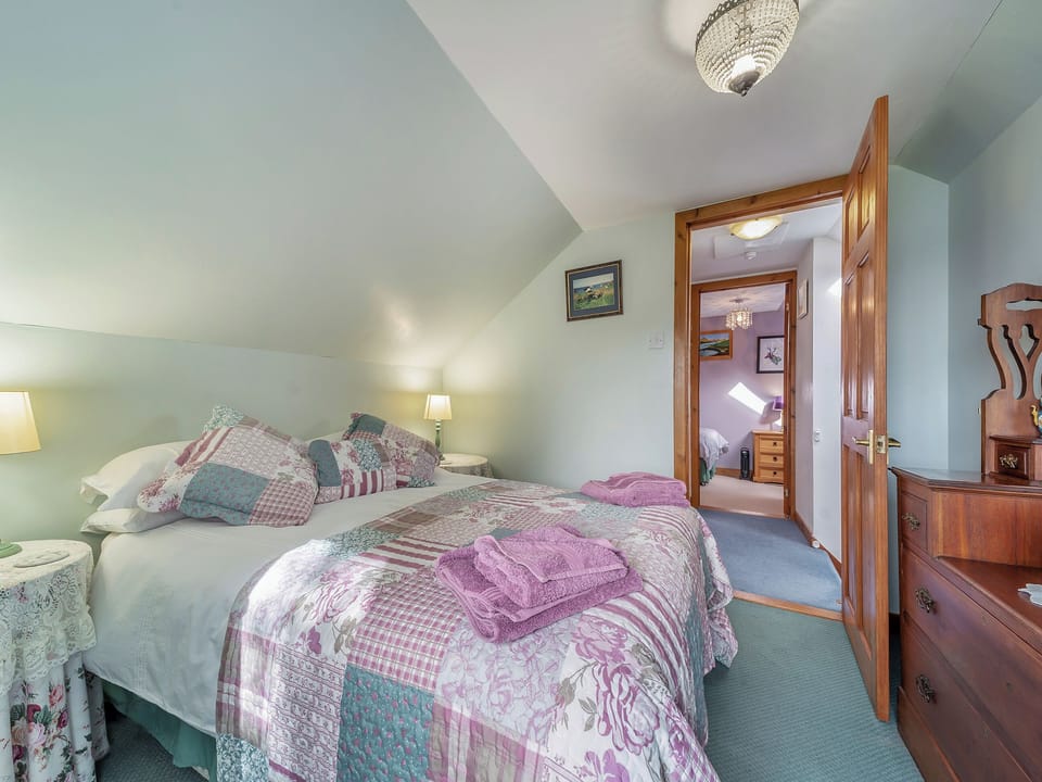 Double bedroom | The Stables - Ardtun Cottages, Isle of Mull