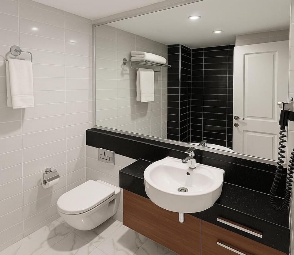 Shower, free toiletries, hair dryer, bathrobes