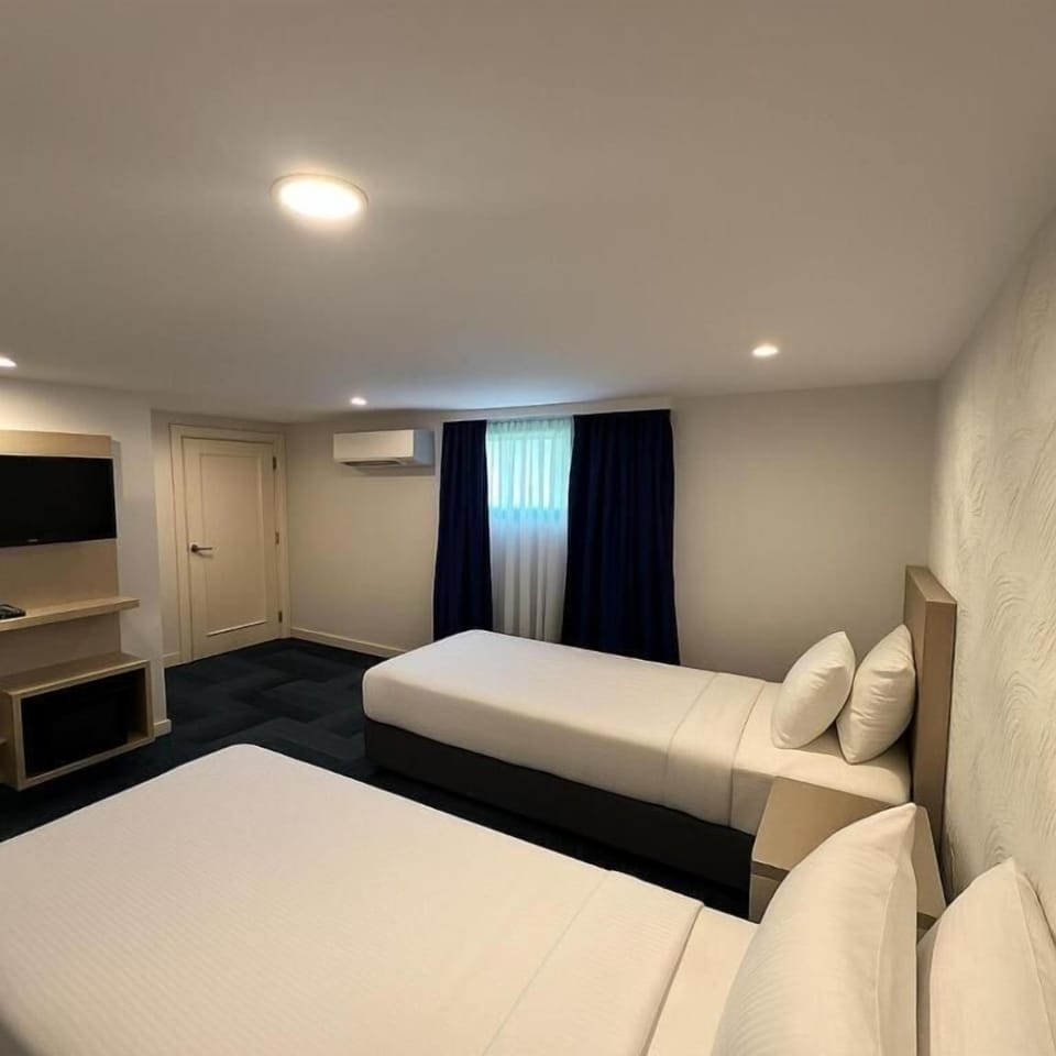 Superior Room | Premium bedding, minibar, in-room safe, soundproofing