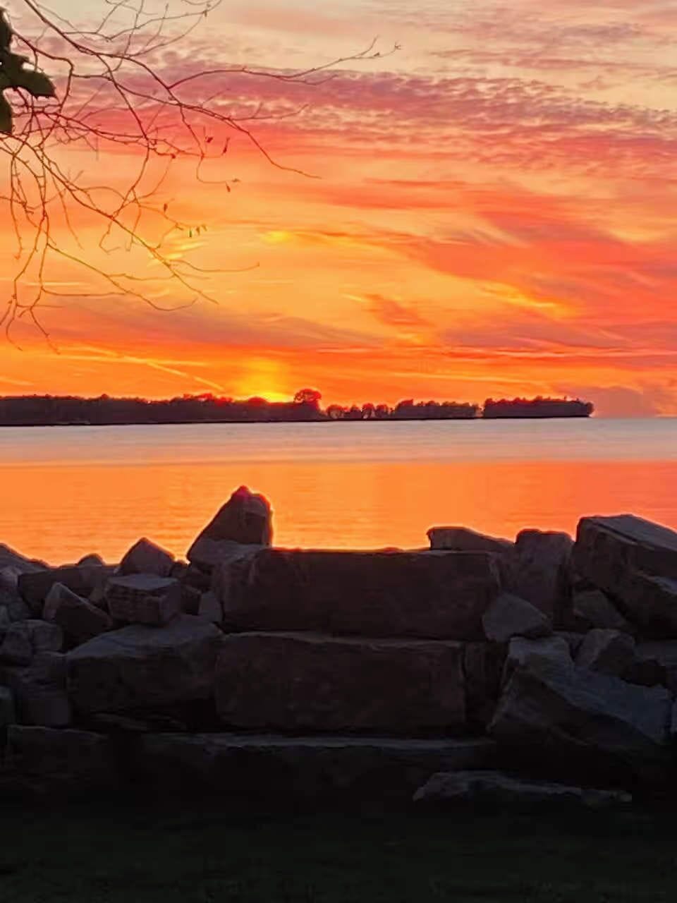 Sunset Views over the Bay!
