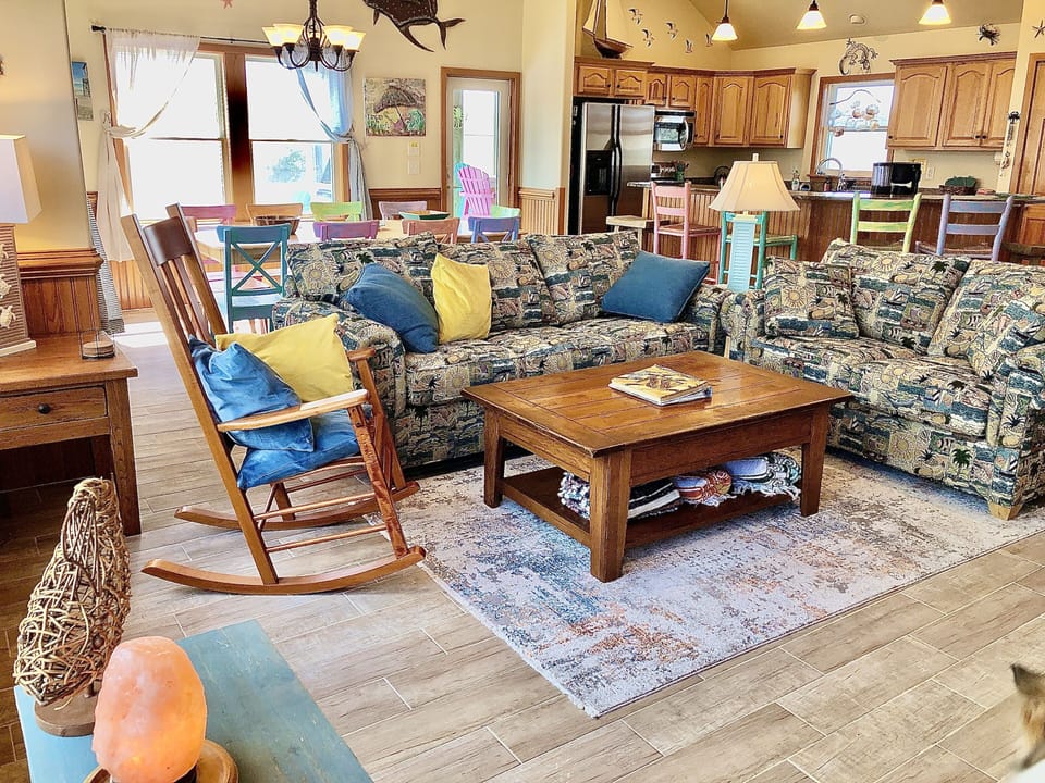 New for 2023. Furniture, Queen sleeper, and many more updates