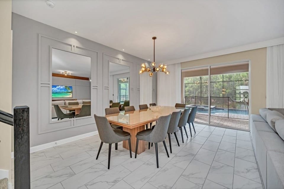 House, Multiple Bedrooms | Dining