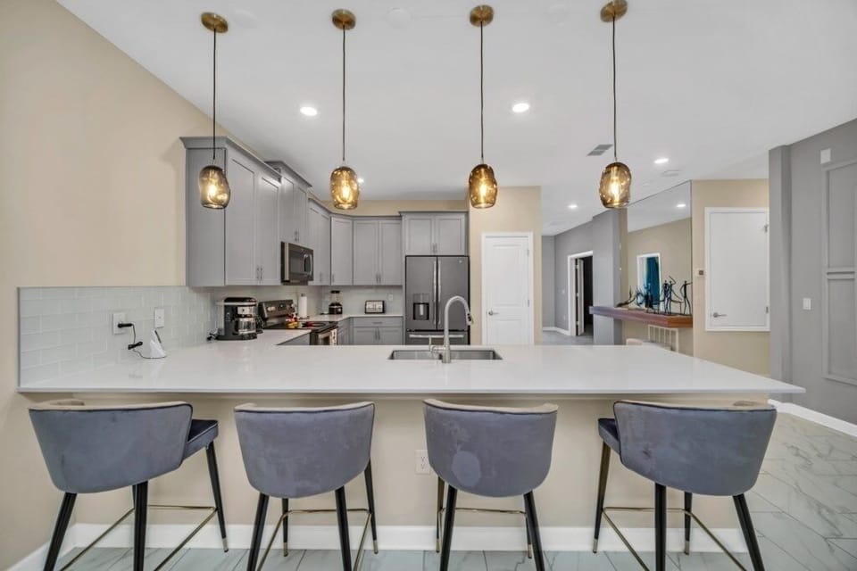 House, Multiple Bedrooms | Private kitchen | Dishwasher