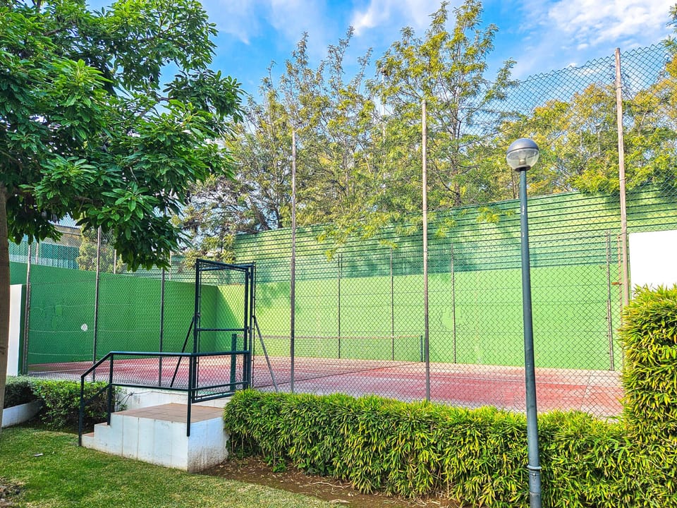Sport court