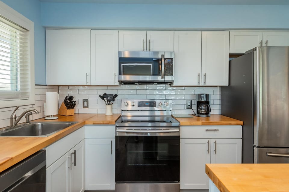 Kitchen - West