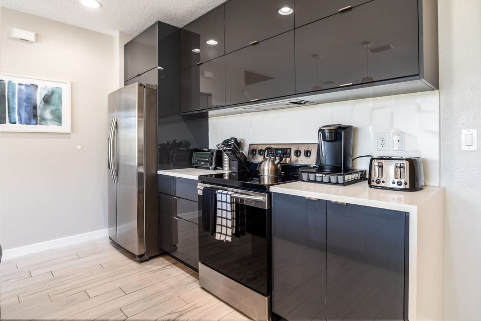Well Stocked Kitchen with Keurig, blender and toaster.