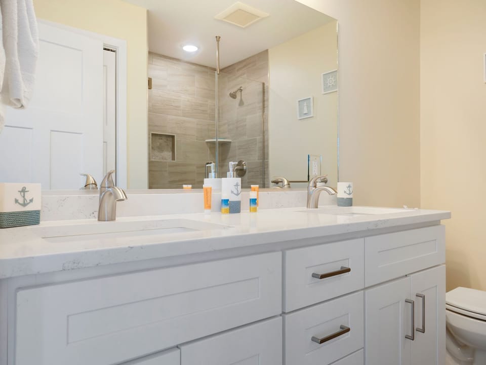 Master Bathroom 2