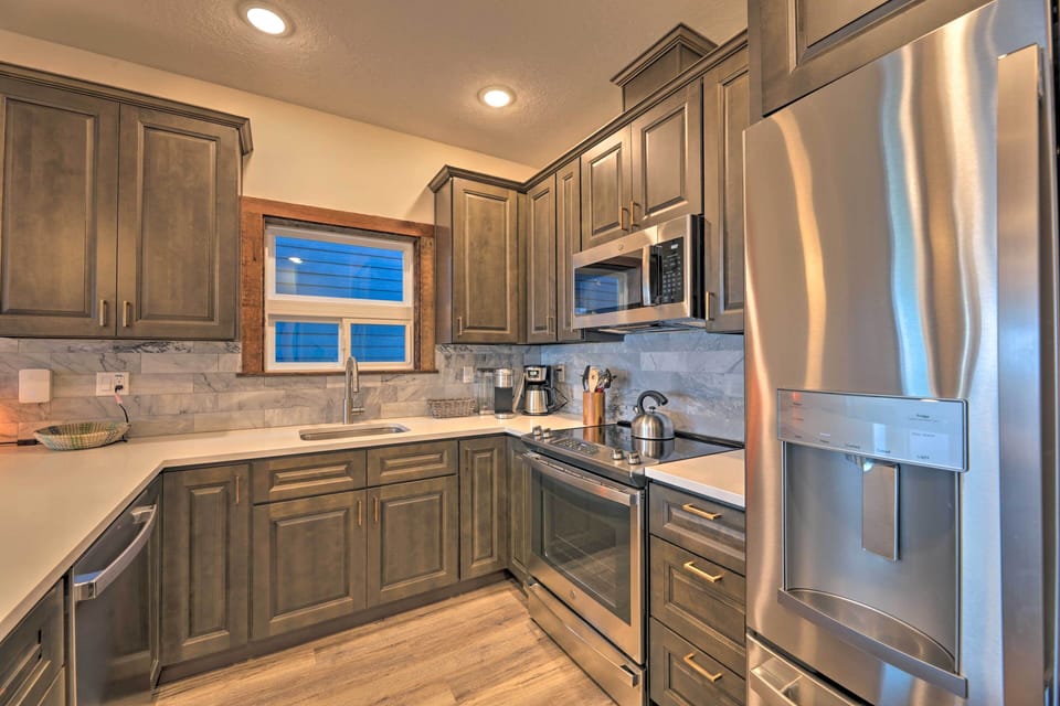 Kitchen | Coffee Maker | Toaster | Blender