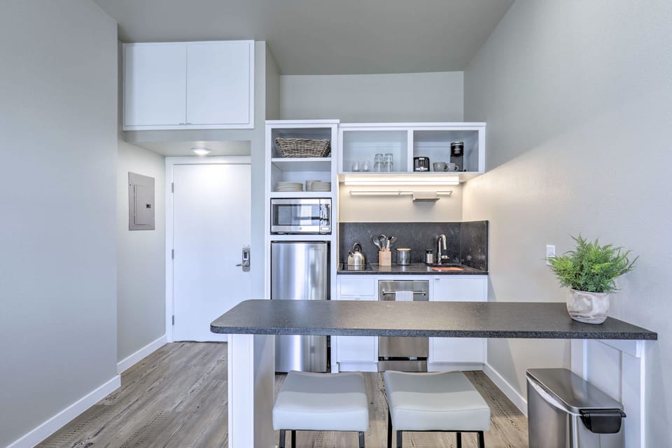 Kitchenette