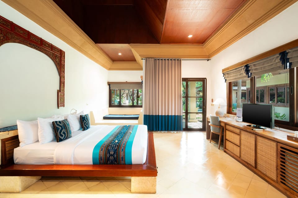 Deluxe Room | Minibar, in-room safe, desk, WiFi (free)