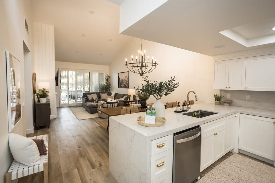 Large open floor plan that is all one level 