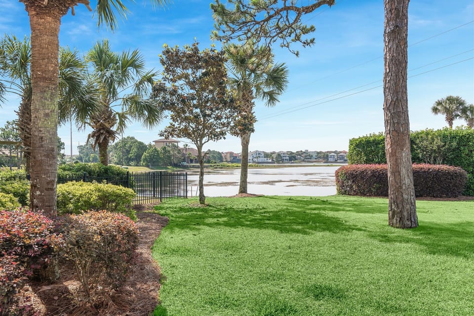 Large yard backs up to the Lake