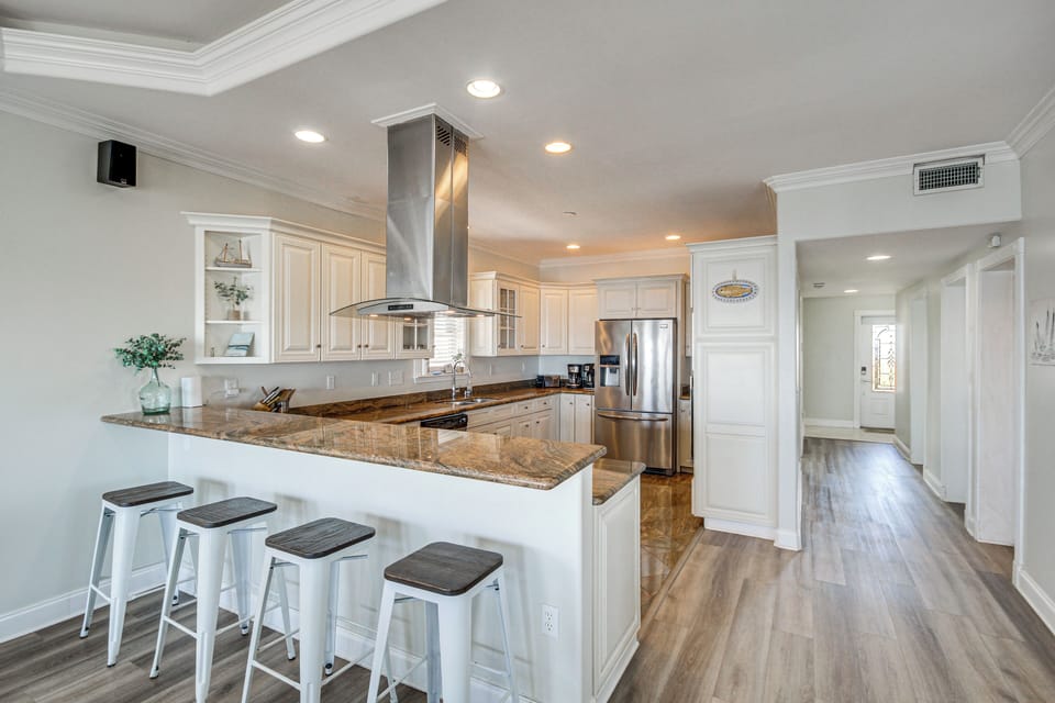 Kitchen | 1st Floor