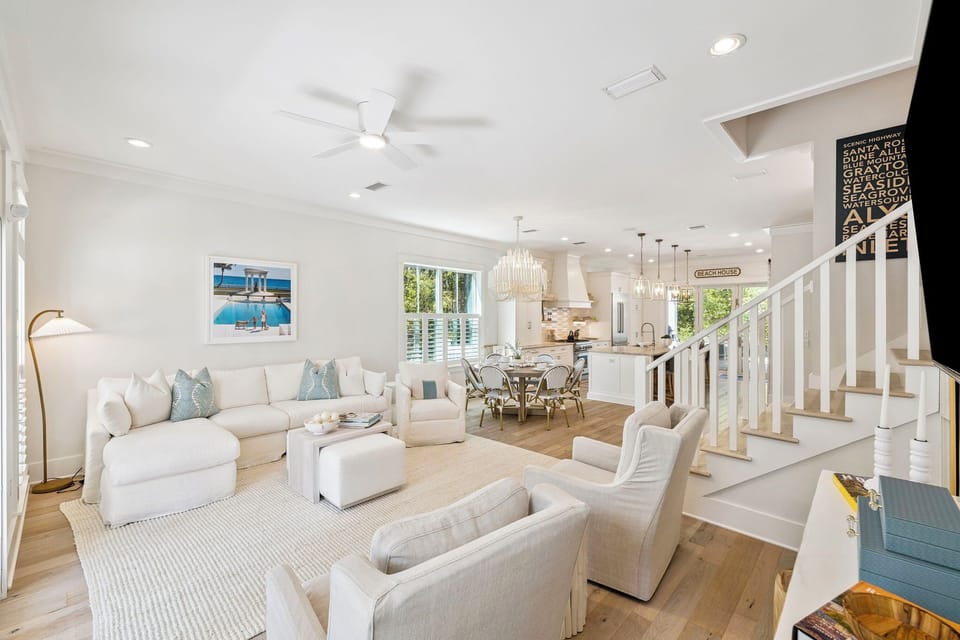 Ample Space to Gather with Friends & Family