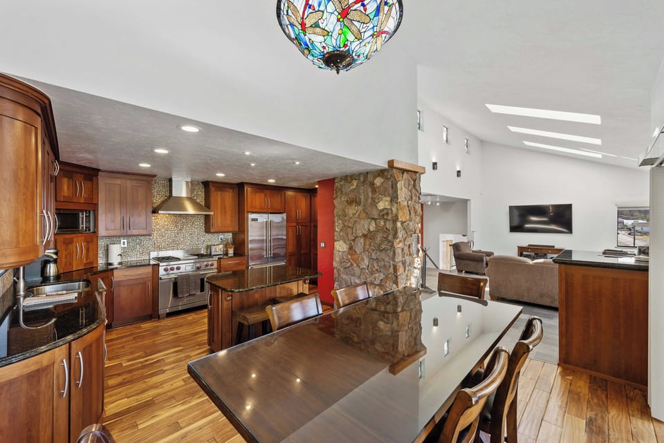 Open Concept Living/Dining/Kitchen