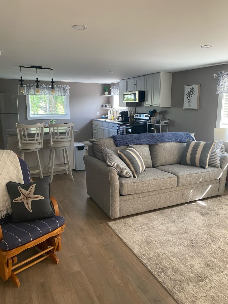 Open concept living/kitchen 