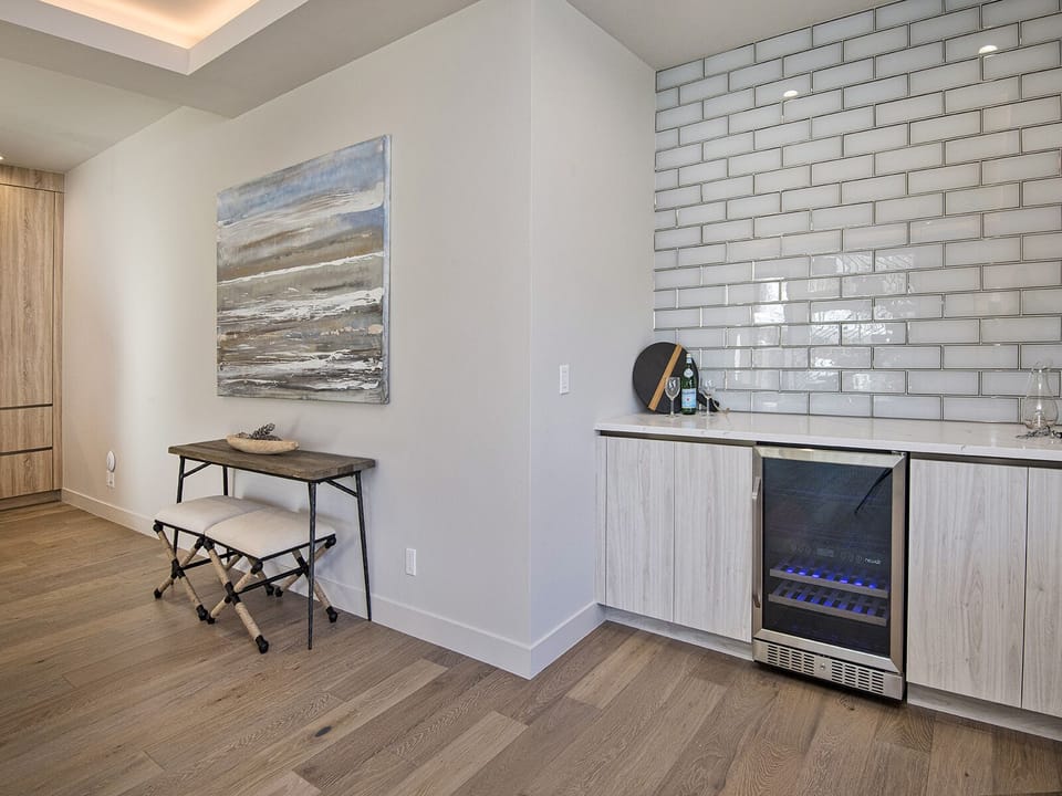 Wet Bar