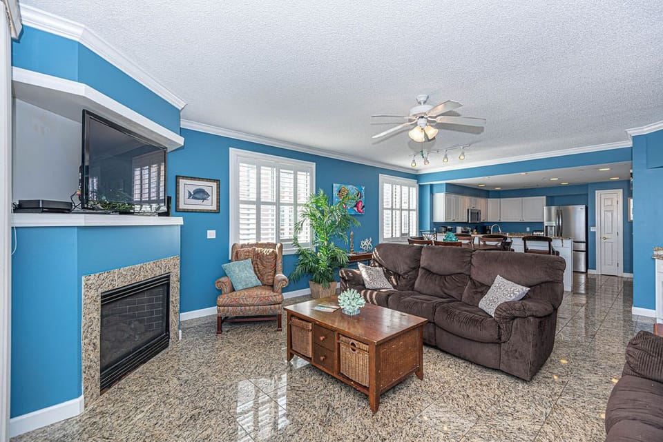 LIVING-AREA