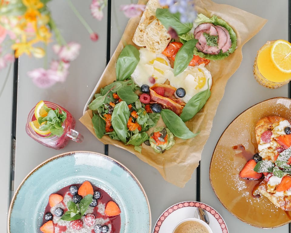 Daily cooked-to-order breakfast for a fee